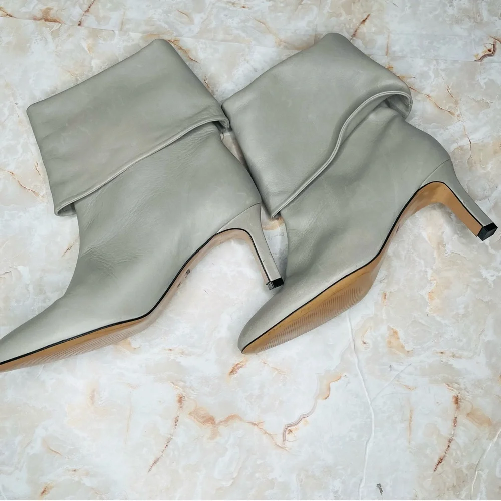 HUSH GREY FOLD OVER Heeled BOOTIE 41